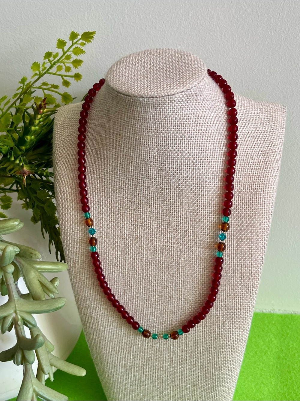 Uno Alla Volta Red Beaded Necklace